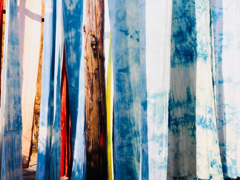 how to make tie dye brighter with vinegar